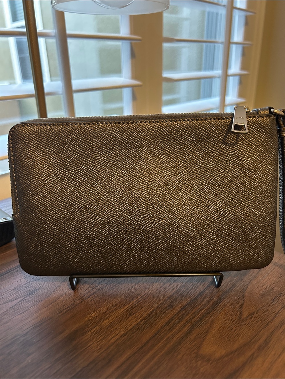 Coach Metallic Silver and Black Signature Double Zip Wristlet- EUC - Picture 3 of 10